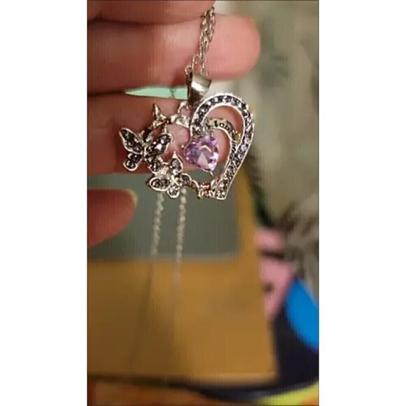 Butterfly Heart-shaped Necklace with Amethyst Stones and Chain - Picture 6 of 6